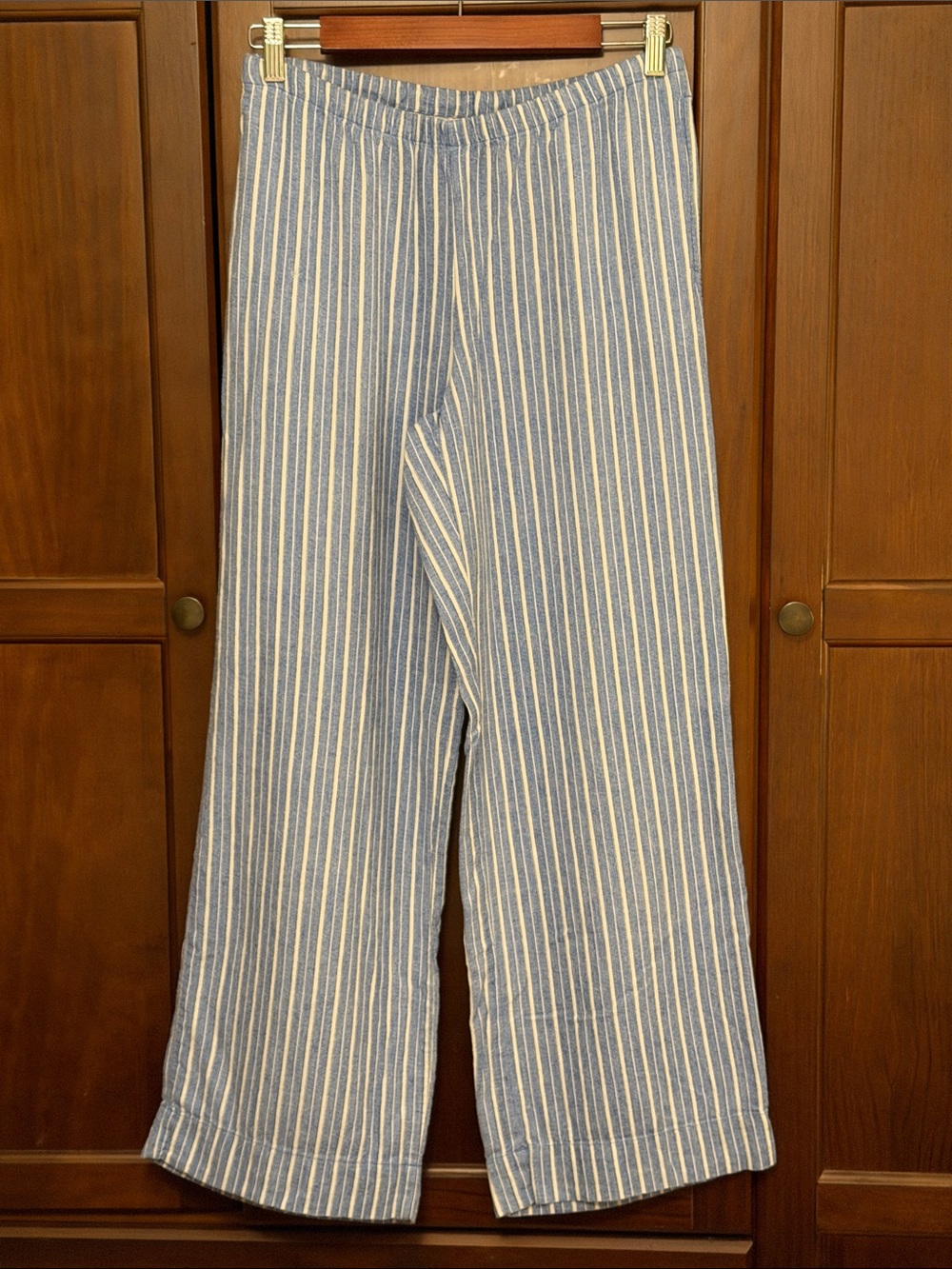 Blue and White Striped Wide-Leg Pants size Small
